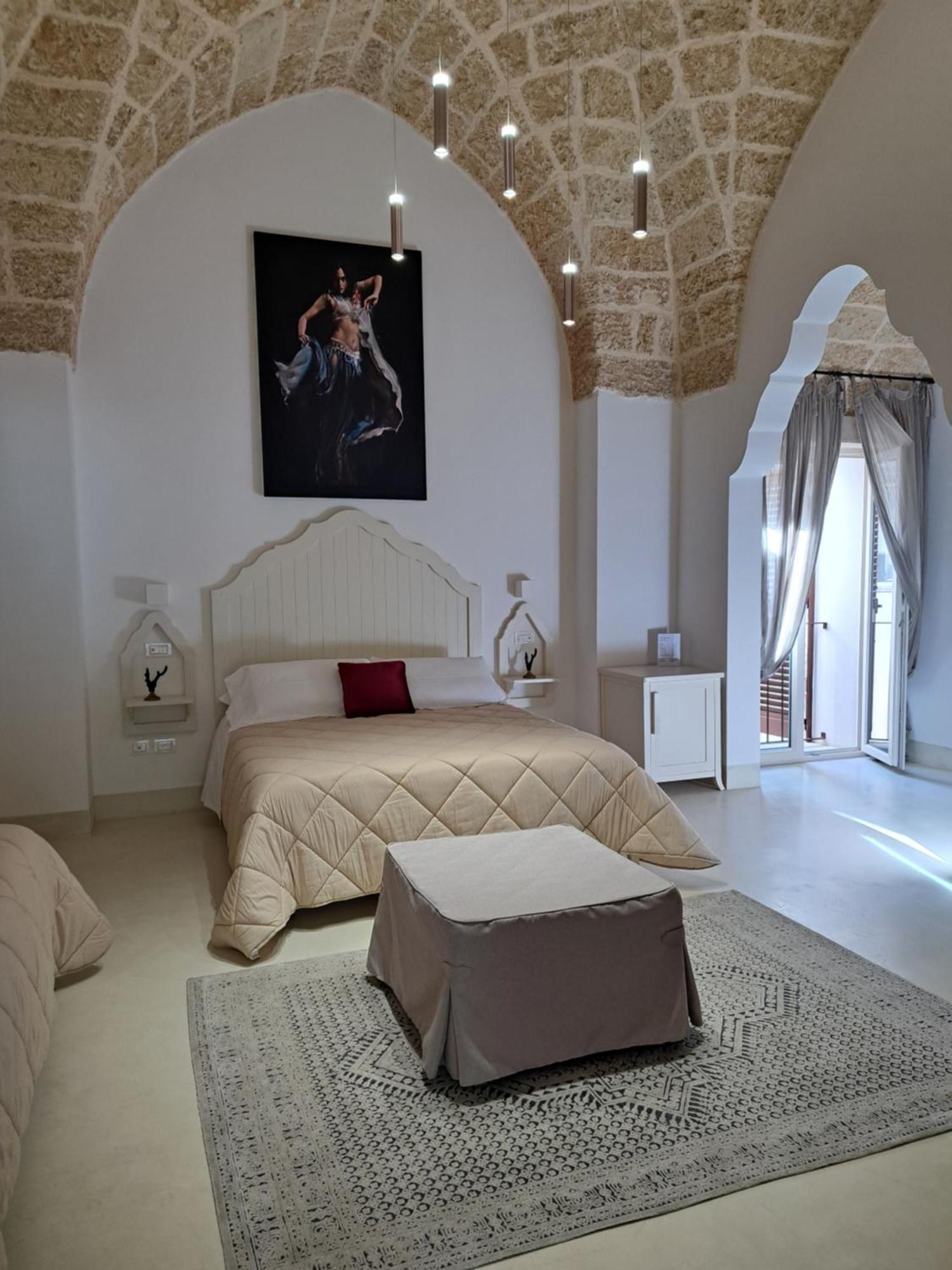 Palazzo Alma Luxury Rooms Casarano Εξωτερικό φωτογραφία