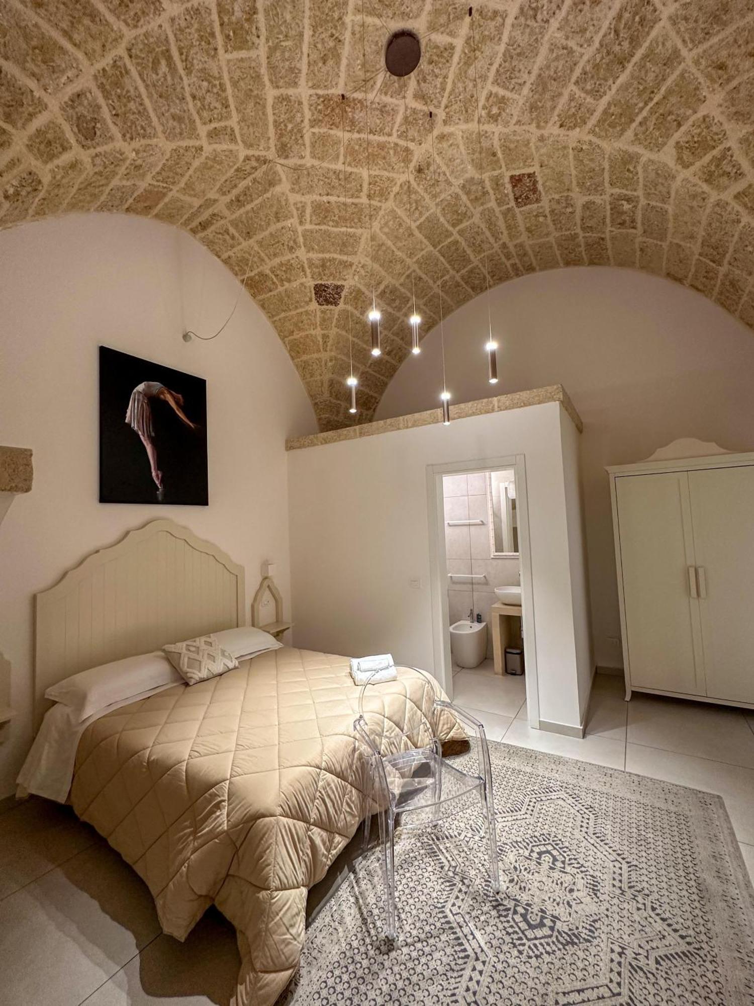 Palazzo Alma Luxury Rooms Casarano Εξωτερικό φωτογραφία