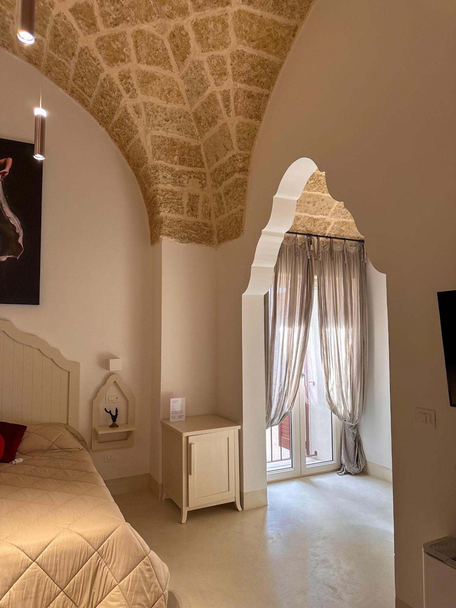 Palazzo Alma Luxury Rooms Casarano Εξωτερικό φωτογραφία