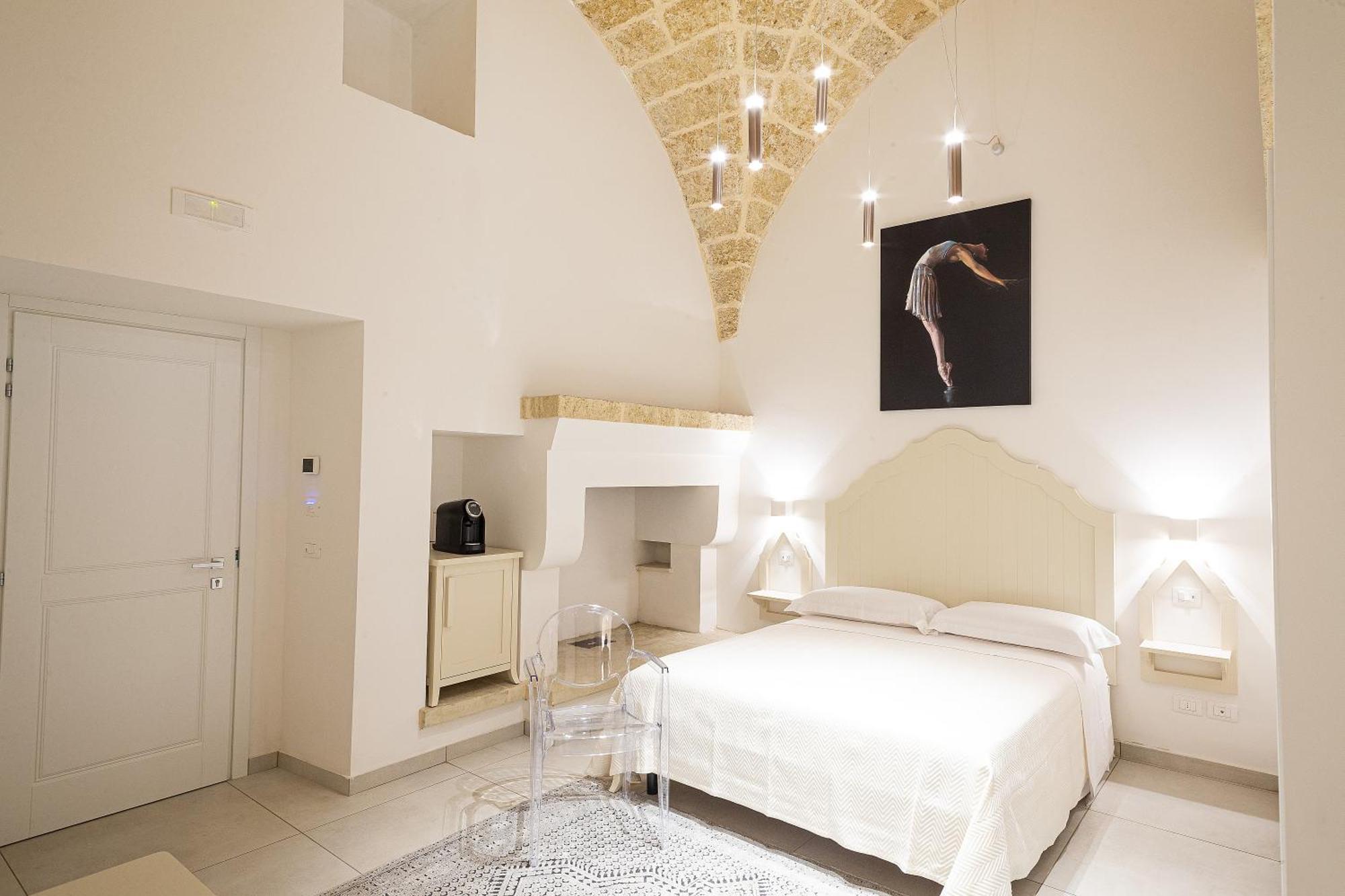 Palazzo Alma Luxury Rooms Casarano Εξωτερικό φωτογραφία